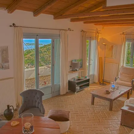 Von Sophia / The House * Agioi Apostoli