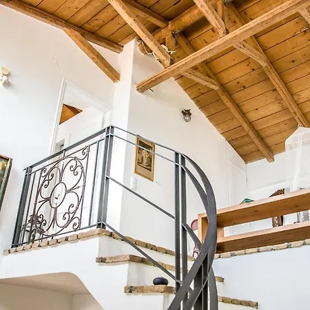 Von Sophia / The House * Agioi Apostoloi (Evia)