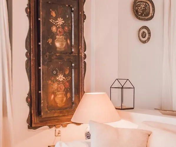 Von Sophia / The House