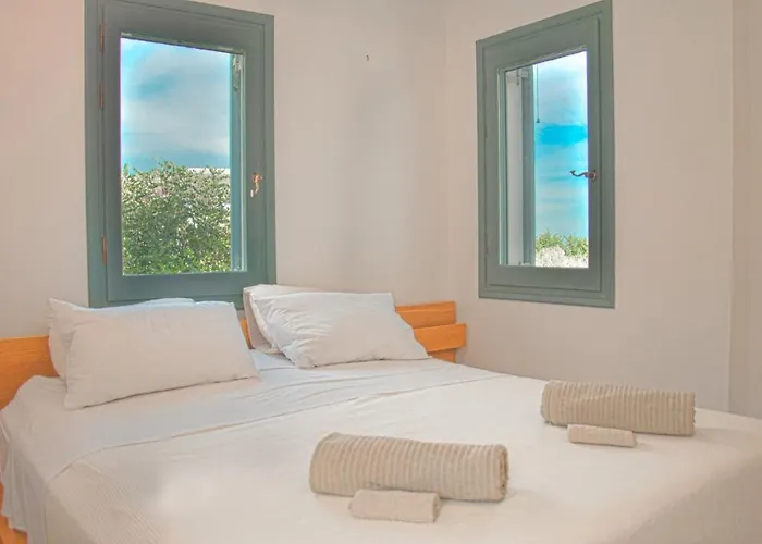 Von Sophia / The House Agioi Apostoloi (Evia)