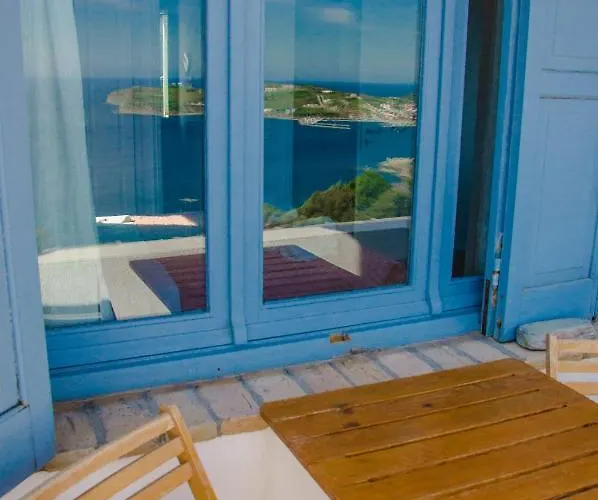 Villa Von Sophia / The House *